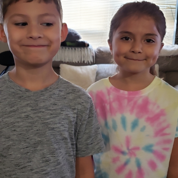 Meet your Posher, Nika - Picture 2 of 3